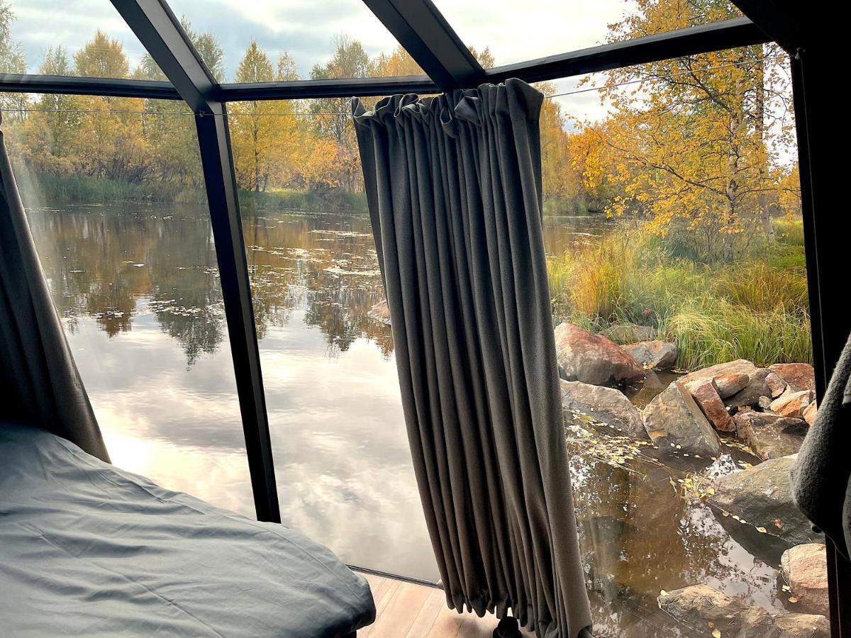 Aurora Igloo With Private Hot Tub By Invisible Forest Lodge 罗瓦涅米 外观 照片